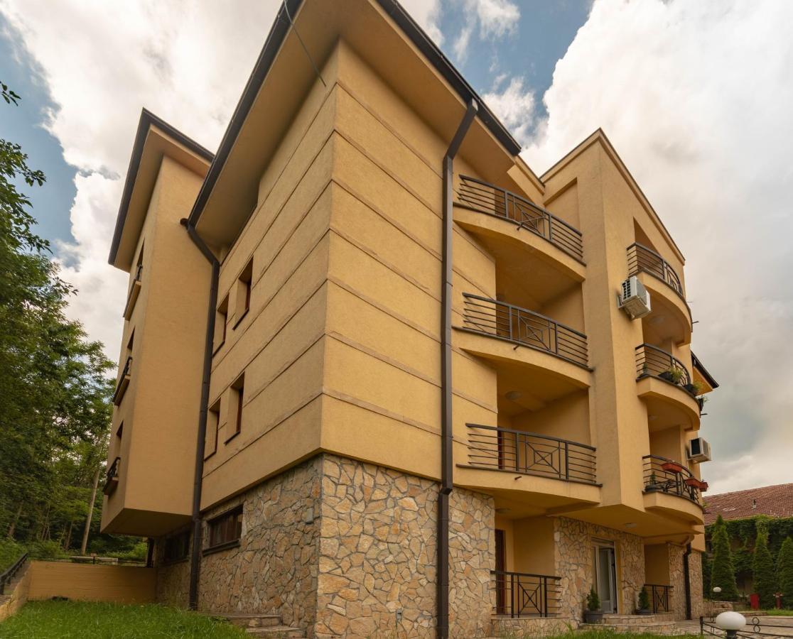 Vrnjačka Banja Apartman Modena Lux מראה חיצוני תמונה